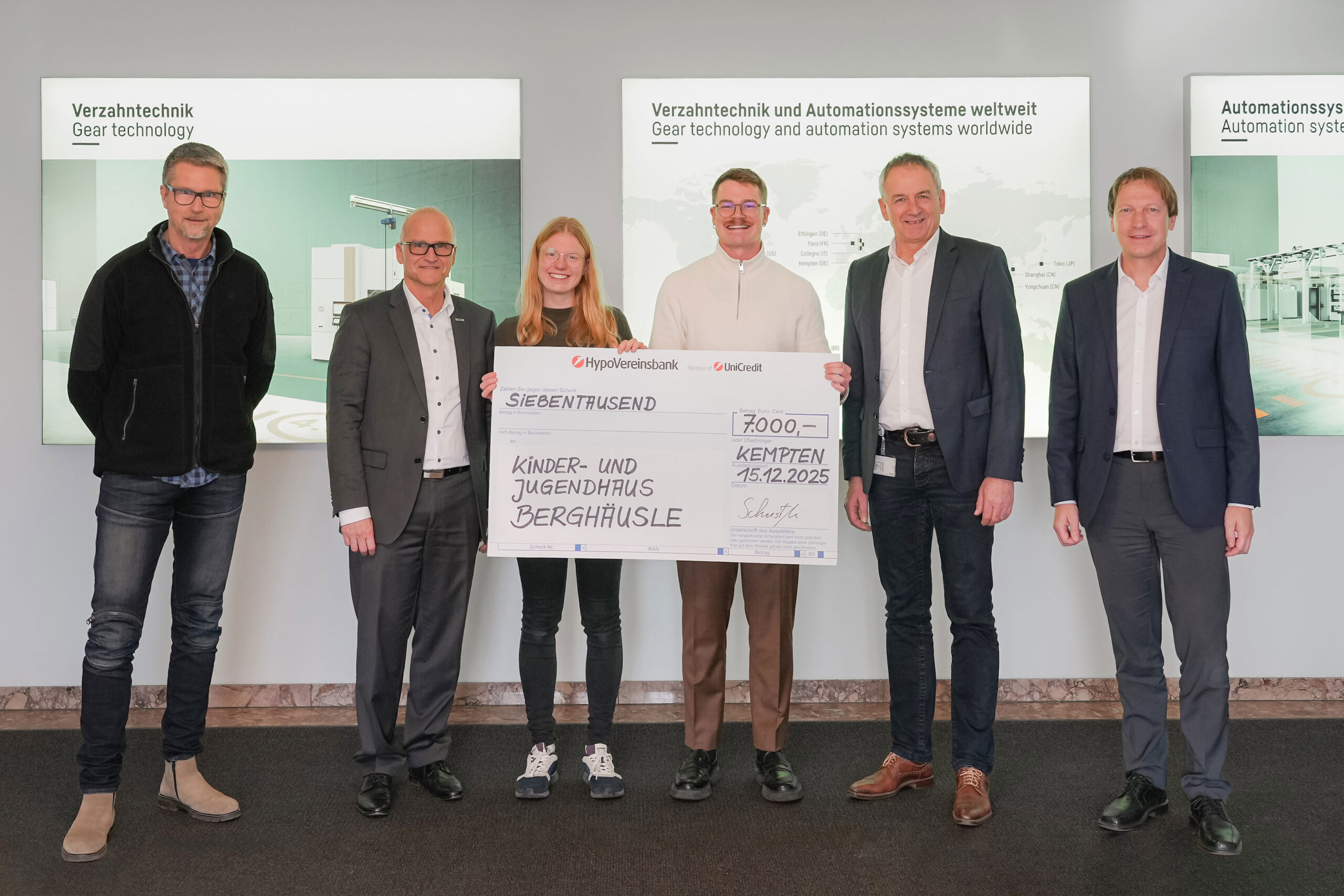 Spendenübergabe-Berghäusle-