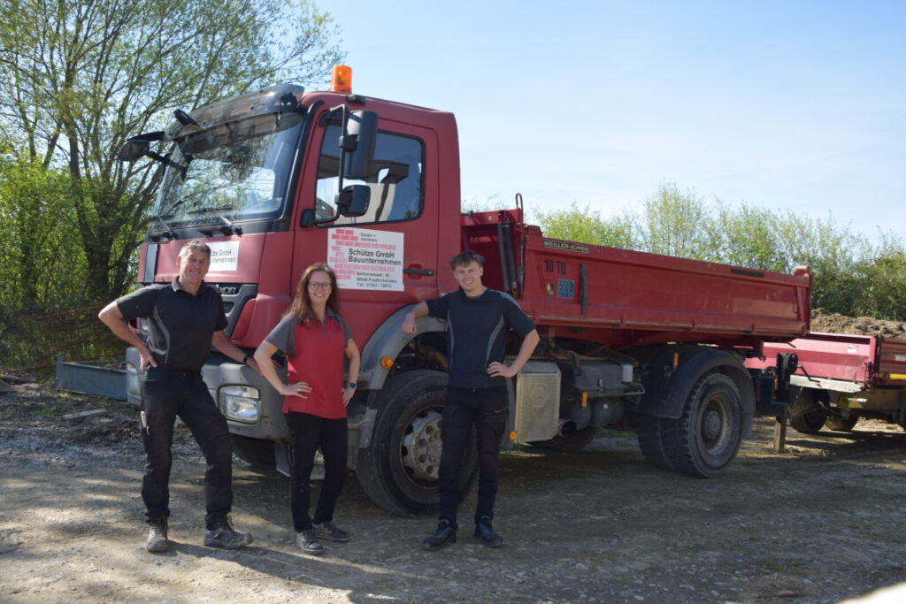 Mitarbeiter und Bauprojekt der Schütze GmbH aus Friedrichshafen am Bodensee