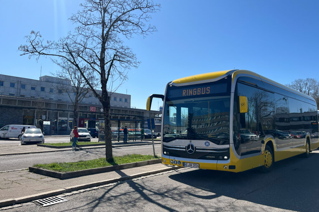 Ringbus der Kemptener Verkehrsbetriebe und Stadtbusnetz in Kempten als nachhaltige Alternative für Angestellte