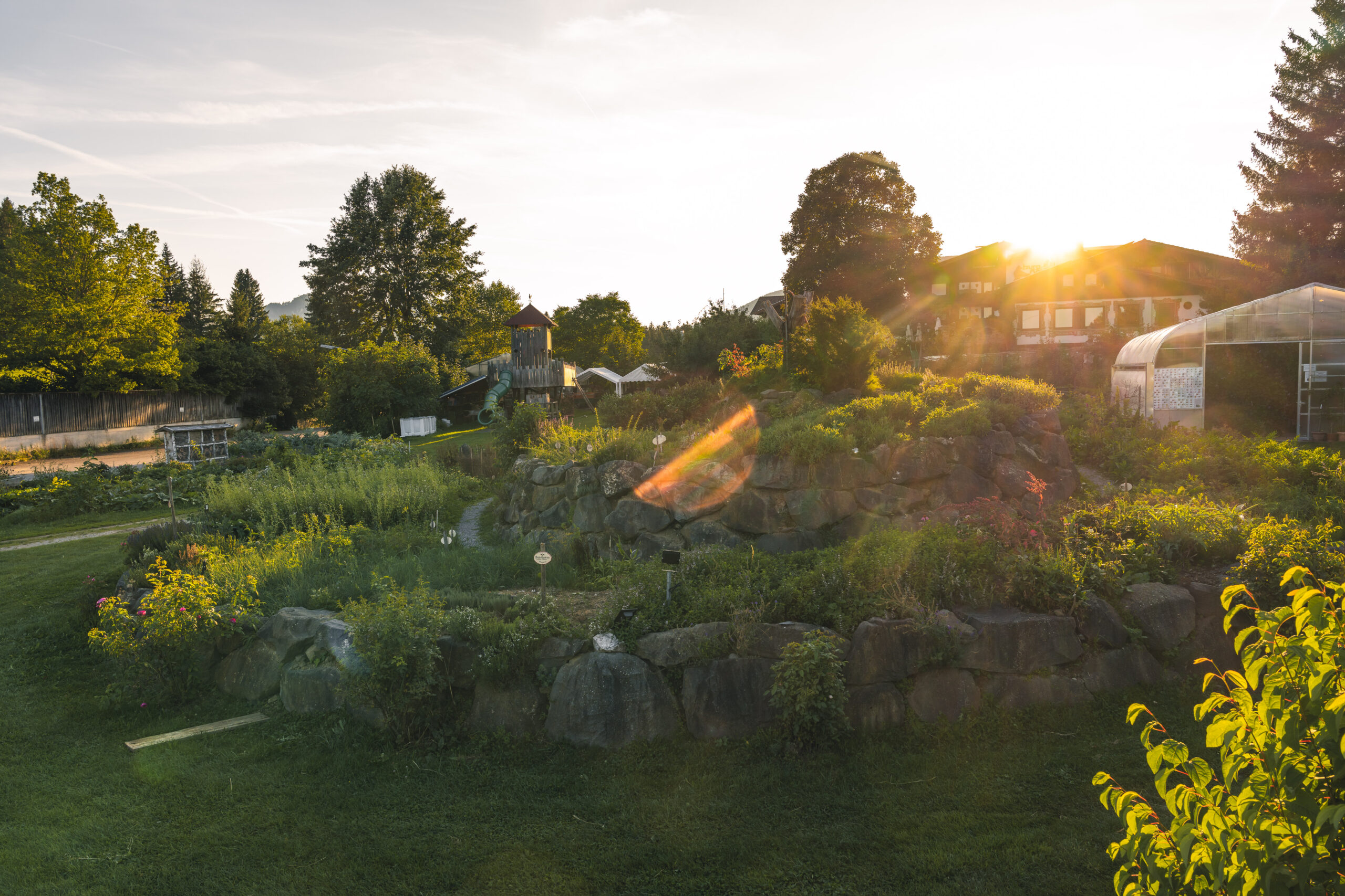 Bärengarten des Hotel Restaurant Der Bären in Eisenberg-Zell im Ostallgäu