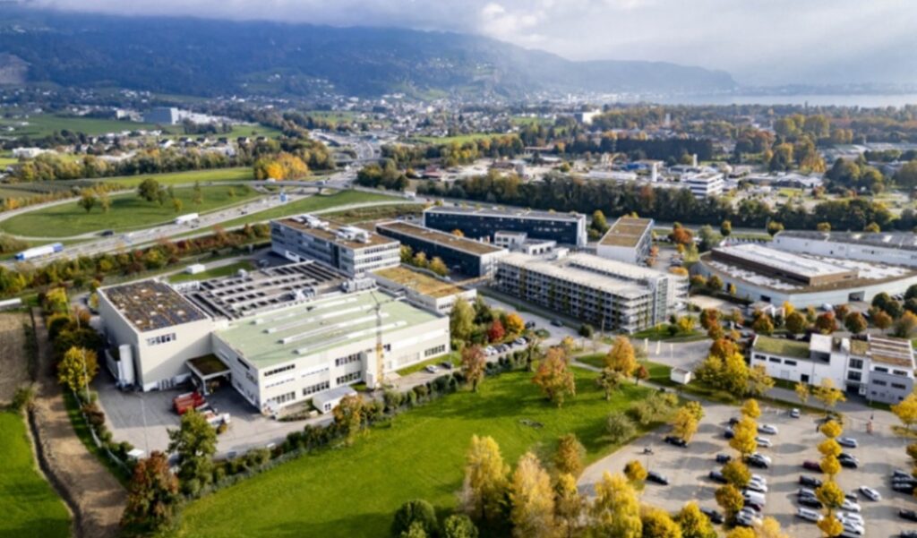 Luftaufnahme des Wirtschaftsstandorts Lindau am Bodensee zur Unternehmensbefragung 2026
