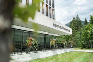 Alpenhotel Ammerwald bei Reutte in Tirol inmitten der Naturparkregion